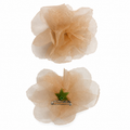 Flor adorno de tela