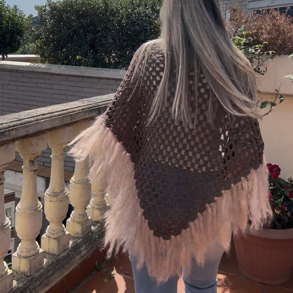 Chal con flecos de mohair