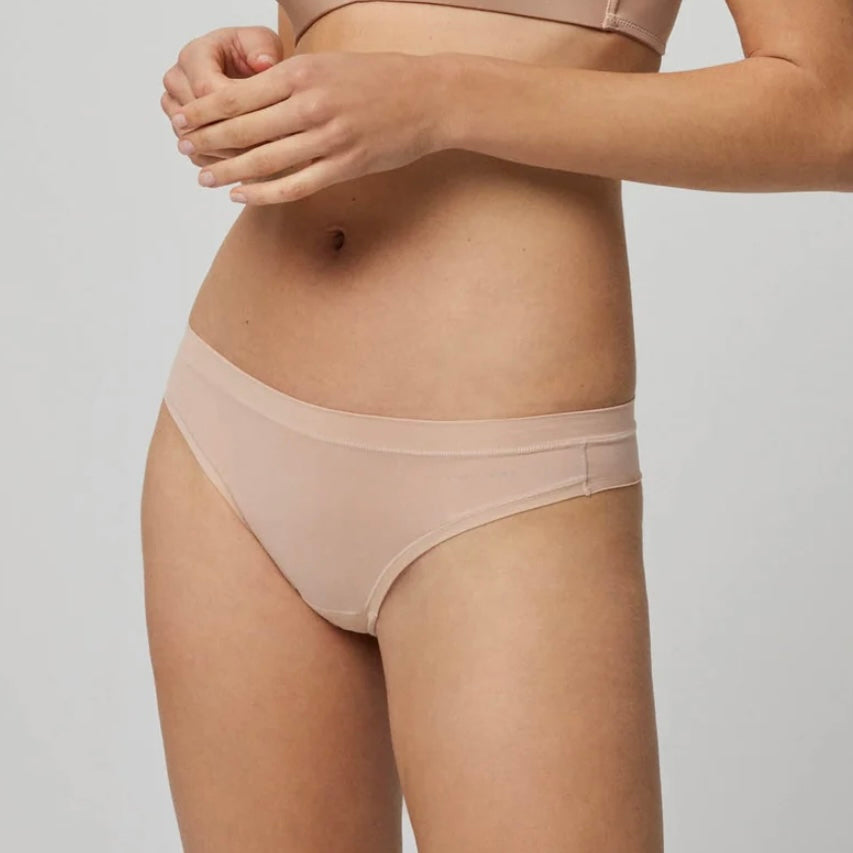 Tanga adapt con acabados invisibles 19694